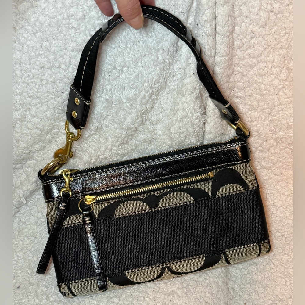 Small Signature Jacquard y2k Coach Shoulder Bag
